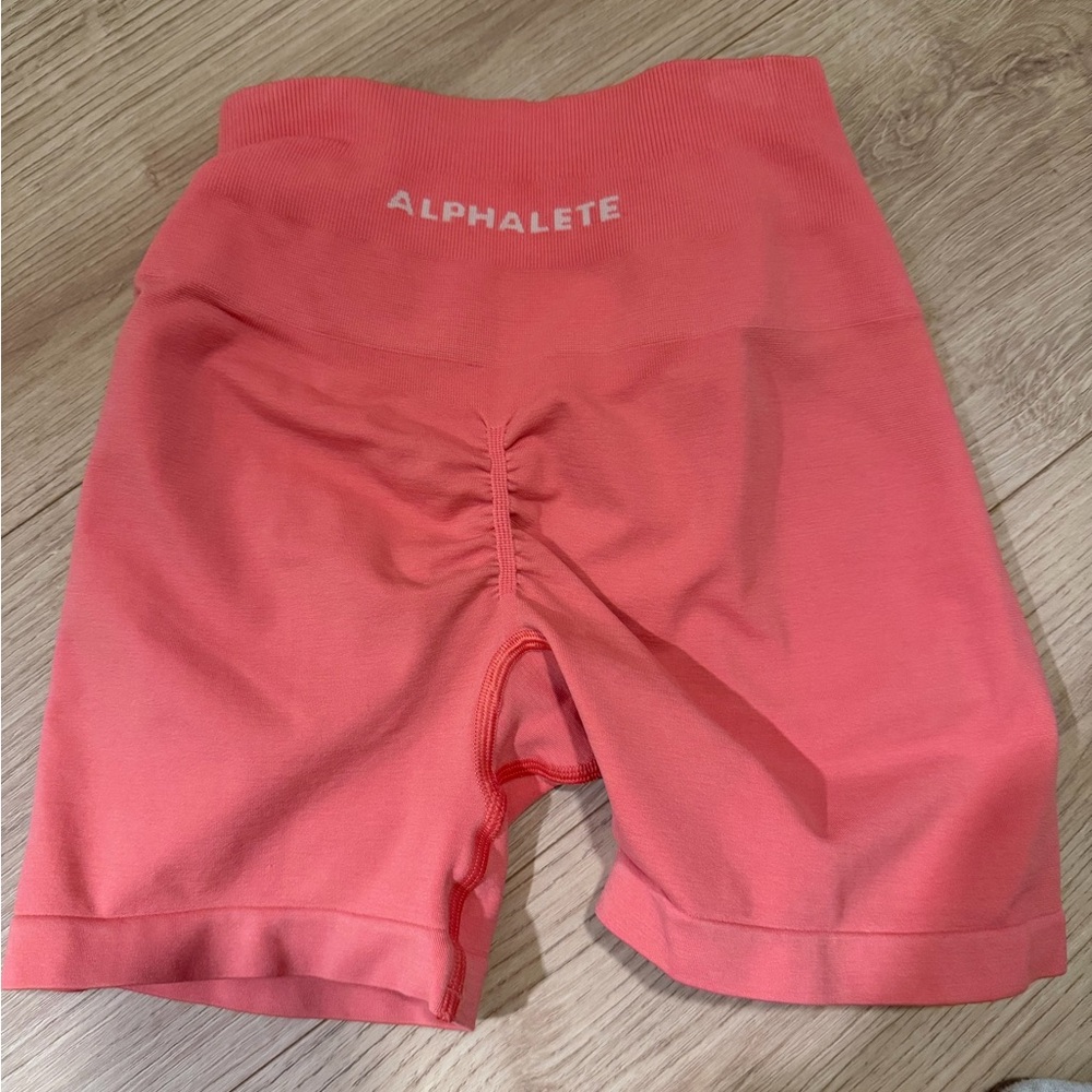 Alphalete XS Coral Active Shorts